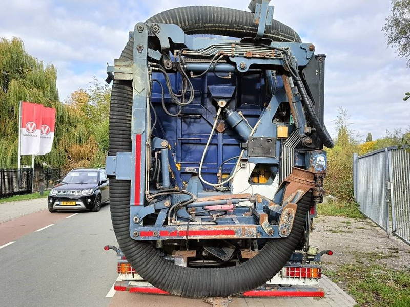 Iveco Cursor 440 rsp ese 41/14 zuigwagen saugbagger vacu - Camion hydrocureur: photos 2 Iveco Cursor 440 rsp ese 41/14 zuigwagen saugbagger vacu - Camion hydrocureur: photos 2