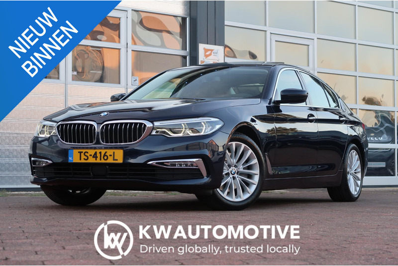 BMW 5 Serie 520i Corporate High Executive SCHUIFDAK/ NAPPA-LEDER/ ACC/ HEAD-UP/ H&K / ETC. - Berline: photos 1 BMW 5 Serie 520i Corporate High Executive SCHUIFDAK/ NAPPA-LEDER/ ACC/ HEAD-UP/ H&K / ETC. - Berline: photos 1