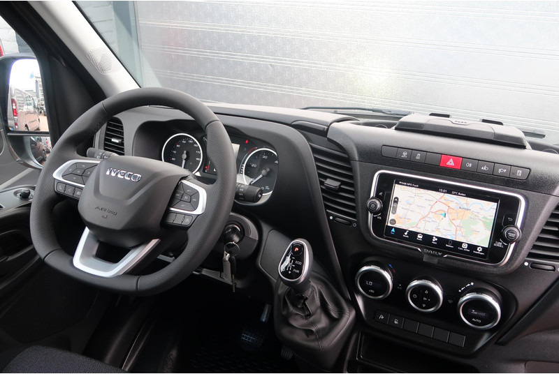 Iveco Daily 35S18HV 3.0 L2H2 BPM VRIJ/ AUT/ LED/ CAMERA/ NAVI/ CLIMA - Fourgon utilitaire: photos 5 Iveco Daily 35S18HV 3.0 L2H2 BPM VRIJ/ AUT/ LED/ CAMERA/ NAVI/ CLIMA - Fourgon utilitaire: photos 5
