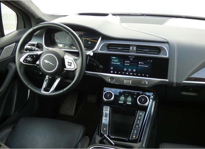 Jaguar I-PACE EV400 PANORAMA/ 1E EIG/ FIRST EDITION/ ALLE OPTIES! - Voiture: photos 2 Jaguar I-PACE EV400 PANORAMA/ 1E EIG/ FIRST EDITION/ ALLE OPTIES! - Voiture: photos 2