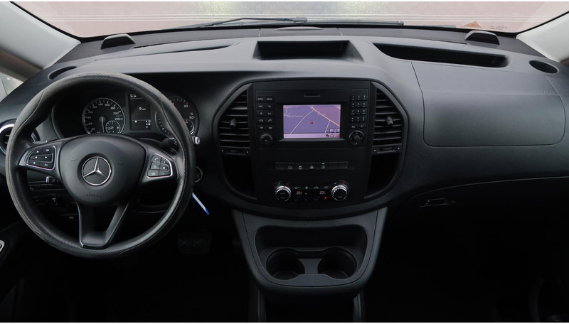 Mercedes-Benz Vito 116 CDI Extra Lang AUT/ DC/ LED/ CAM/ CRUISE/ LEDER/ DASHCAM - Fourgonnette, Utilitaire double cabine: photos 2 Mercedes-Benz Vito 116 CDI Extra Lang AUT/ DC/ LED/ CAM/ CRUISE/ LEDER/ DASHCAM - Fourgonnette, Utilitaire double cabine: photos 2
