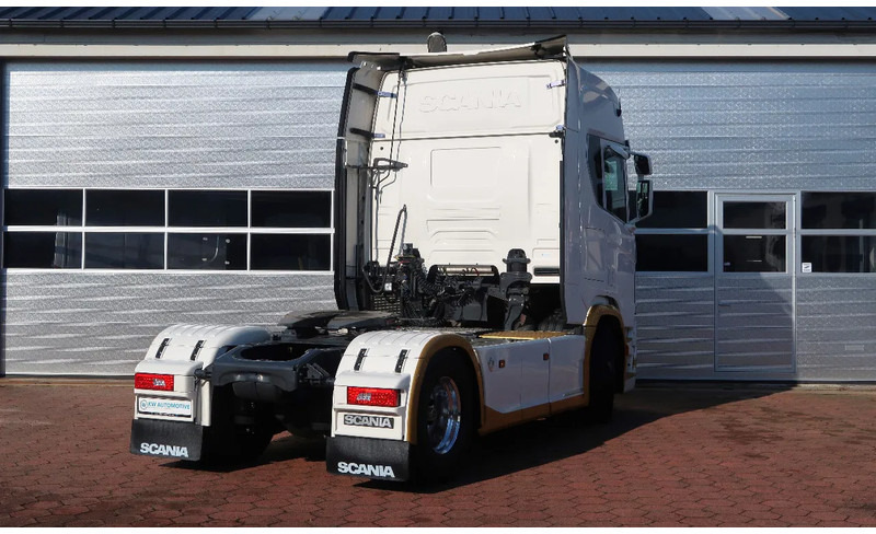Scania R580 V8 NGS RETARDER/ FULL AIR/ 2X TANK/ ACC - Tracteur routier: photos 4 Scania R580 V8 NGS RETARDER/ FULL AIR/ 2X TANK/ ACC - Tracteur routier: photos 4