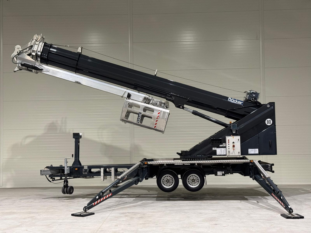 Bocker AHK 36/2400 - Mini grue: photos 1 Bocker AHK 36/2400 - Mini grue: photos 1