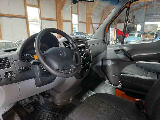 MERCEDES-BENZ Sprinter 316 CDI 4x4 Allrad L2H2 1. Hand! - Fourgon utilitaire, Utilitaire double cabine: photos 5 MERCEDES-BENZ Sprinter 316 CDI 4x4 Allrad L2H2 1. Hand! - Fourgon utilitaire, Utilitaire double cabine: photos 5