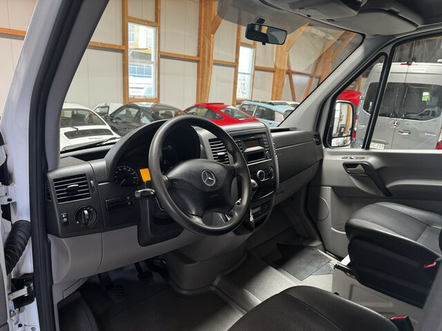 MERCEDES-BENZ Sprinter 316 CDI Doka 4x4 Allrad Plane - Utilitaire rideaux coulissants (PLSC), Utilitaire double cabine: photos 5 MERCEDES-BENZ Sprinter 316 CDI Doka 4x4 Allrad Plane - Utilitaire rideaux coulissants (PLSC), Utilitaire double cabine: photos 5