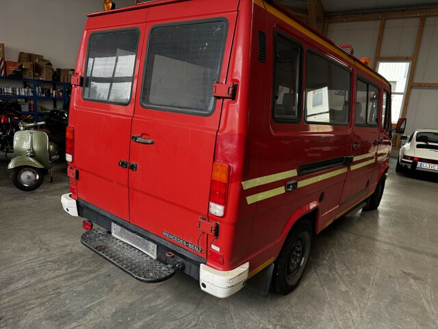 MERCEDES-BENZ T1 310 D Bremer Kombi Feuerwehr1. Hand... - Voiture: photos 4 MERCEDES-BENZ T1 310 D Bremer Kombi Feuerwehr1. Hand... - Voiture: photos 4