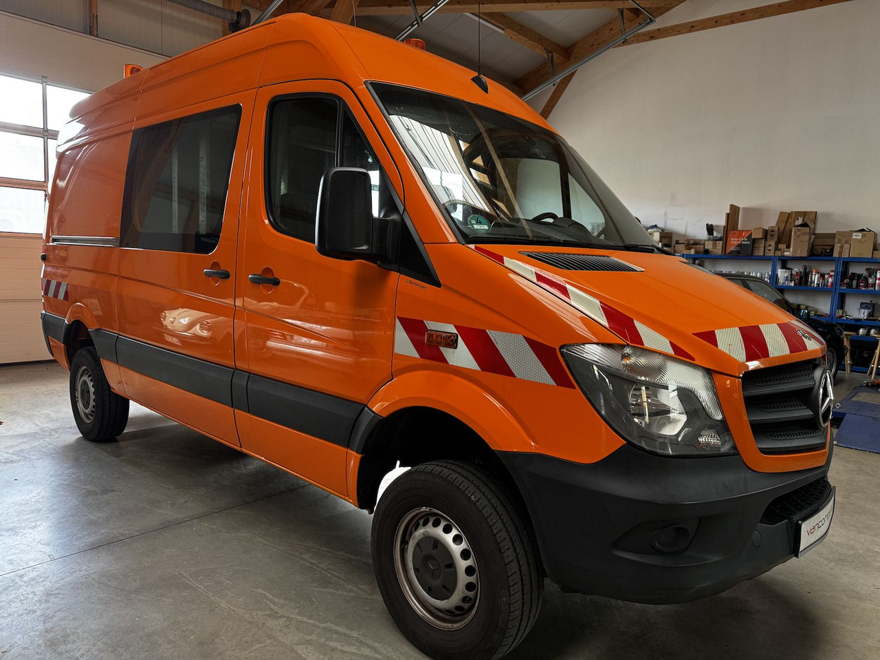 Mercedes-Benz Sprinter 316 CDI 4x4 Allrad L2H2 1. Hand! - Fourgon utilitaire, Utilitaire double cabine: photos 4 Mercedes-Benz Sprinter 316 CDI 4x4 Allrad L2H2 1. Hand! - Fourgon utilitaire, Utilitaire double cabine: photos 4
