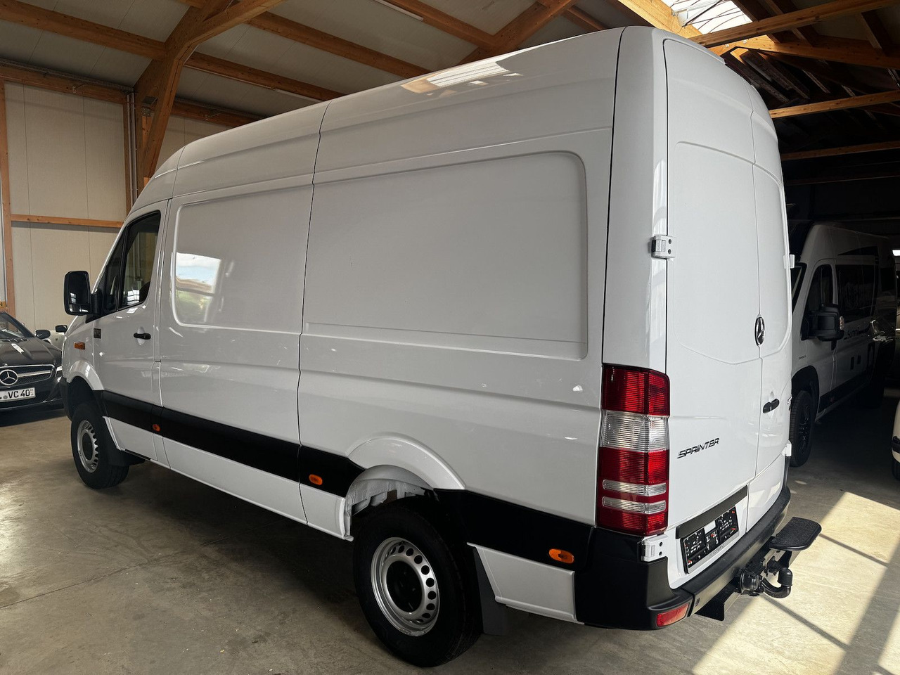 Fourgon utilitaire Mercedes-Benz Sprinter 319 CDI 4x4 3.0 V6 Untersetzung 1a!: photos 8