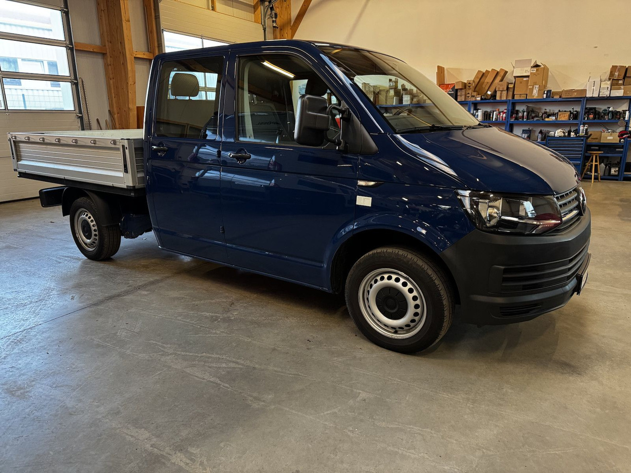 Volkswagen T6 Doka Pritsche 2.0 TDI 4Motion 4x4 indienblau - Utilitaire plateau: photos 4 Volkswagen T6 Doka Pritsche 2.0 TDI 4Motion 4x4 indienblau - Utilitaire plateau: photos 4