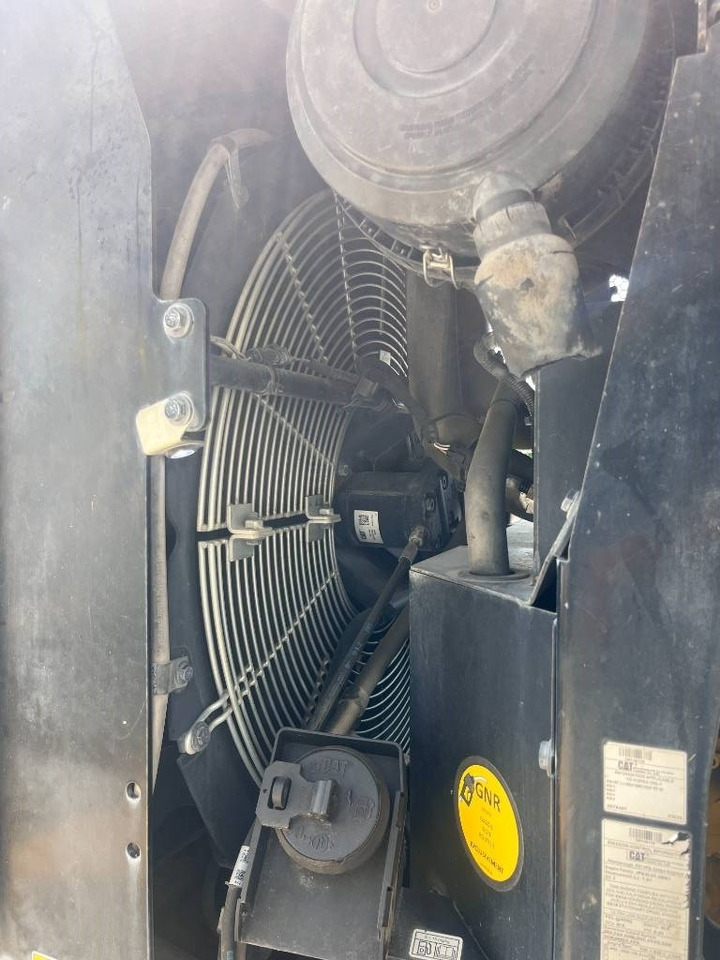 Chargeuse sur pneus CAT 938M: photos 21
