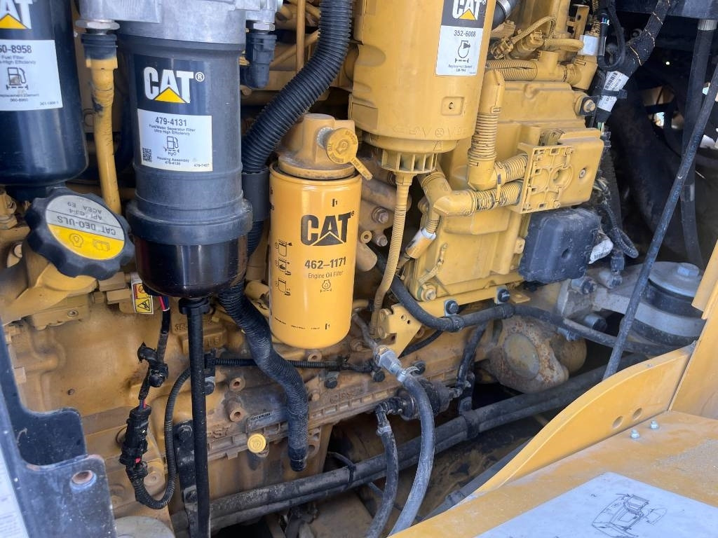 Chargeuse sur pneus CAT 938M: photos 19