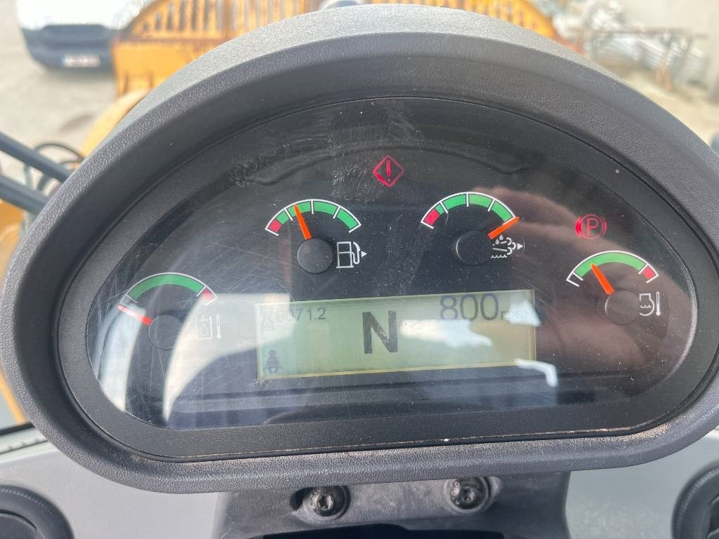 Chargeuse sur pneus CAT 938M: photos 30