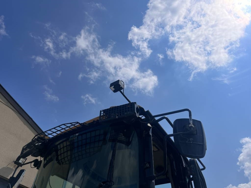 Chargeuse sur pneus CAT 938M: photos 29