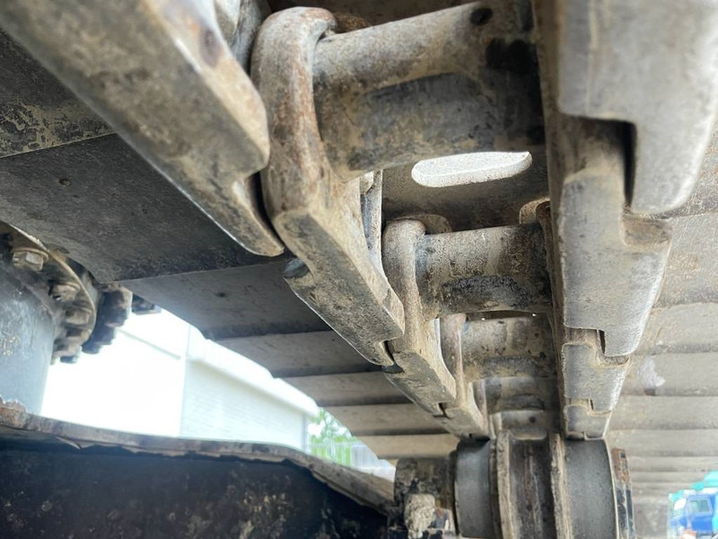 JCB JS 210 LC 2017 en crédit-bail JCB JS 210 LC 2017: photos 19