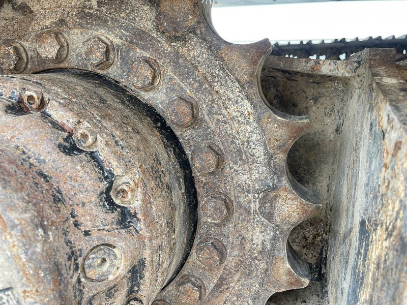 JCB JS 210 LC 2017 en crédit-bail JCB JS 210 LC 2017: photos 17