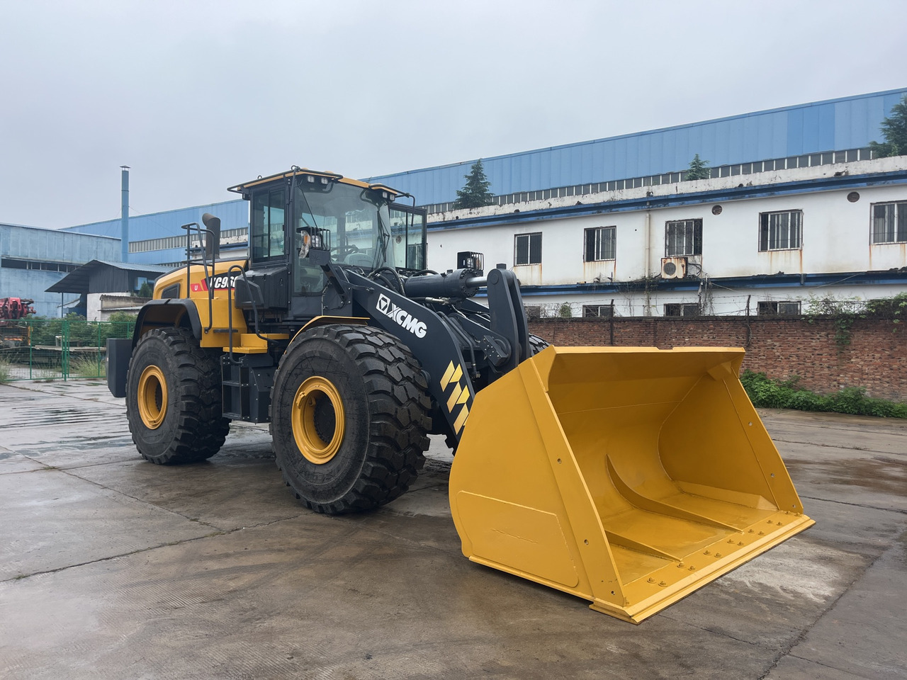 XCMG 2020 6 ton load wheel loader second hand XC968U price - Chargeuse sur pneus: photos 2 XCMG 2020 6 ton load wheel loader second hand XC968U price - Chargeuse sur pneus: photos 2