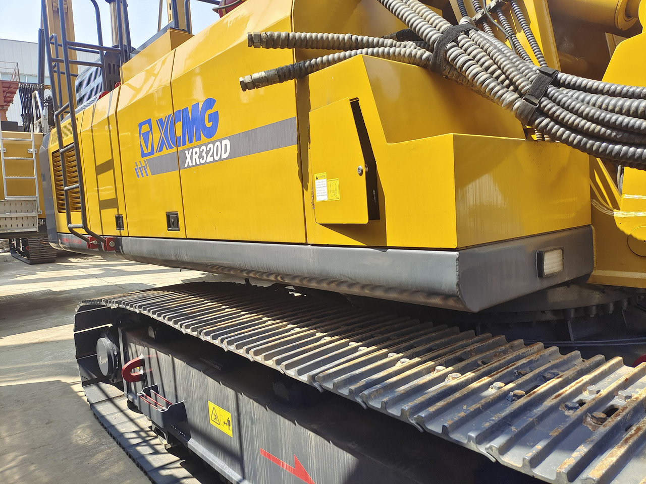XCMG Construction Machinery XR320D Used Drill Machine 90m Depth Rotary Drilling Rig with Hammer - Foreuse: photos 3 XCMG Construction Machinery XR320D Used Drill Machine 90m Depth Rotary Drilling Rig with Hammer - Foreuse: photos 3