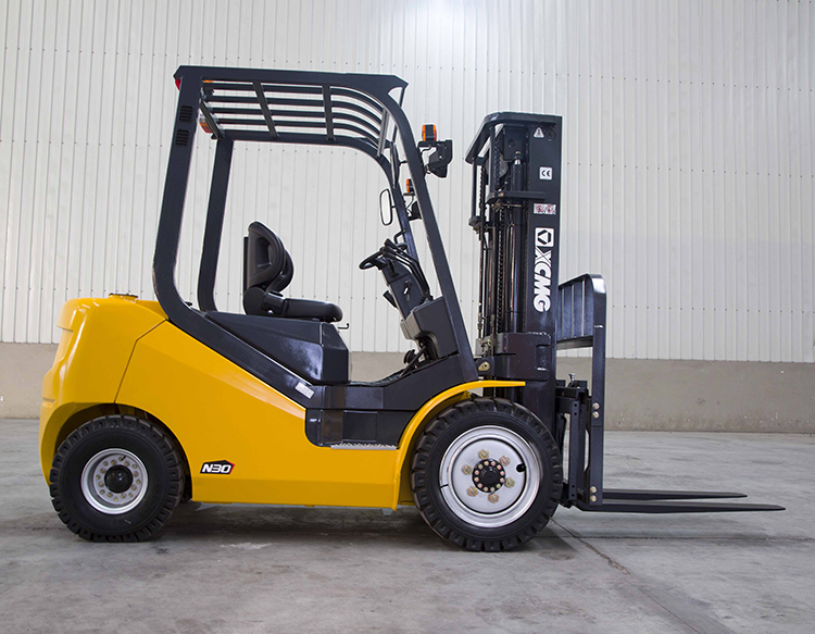 XCMG Forklift Manufacturer FD30T Hot Selling Forklift 3000kg Lift Truck Forklift Prices - Chariot élévateur diesel: photos 3 XCMG Forklift Manufacturer FD30T Hot Selling Forklift 3000kg Lift Truck Forklift Prices - Chariot élévateur diesel: photos 3