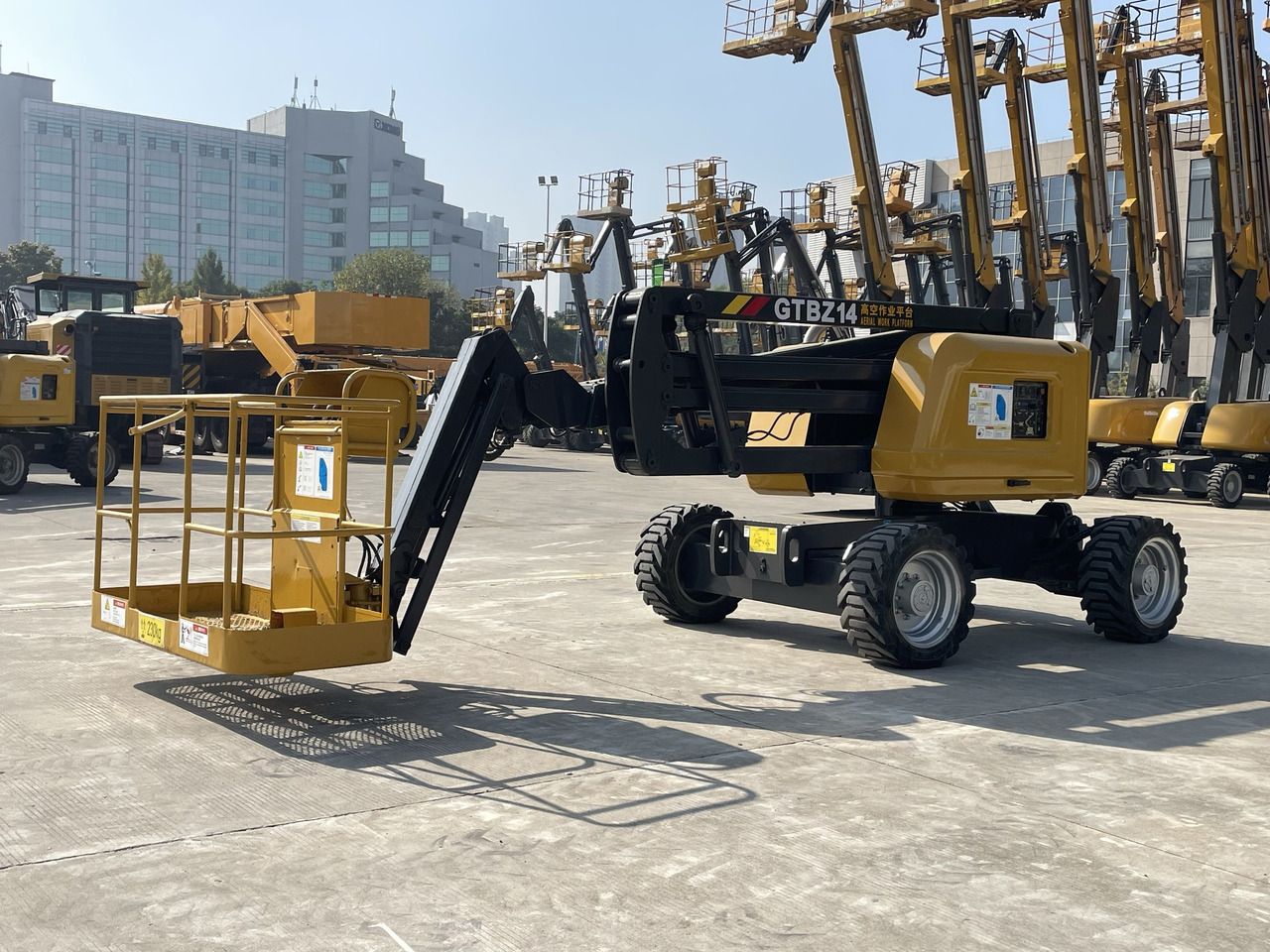 XCMG Official Cherry Picker Lift GTBZ14J 14m Used Articulated Boom Lift Hot Sale - Nacelle articulée: photos 3 XCMG Official Cherry Picker Lift GTBZ14J 14m Used Articulated Boom Lift Hot Sale - Nacelle articulée: photos 3
