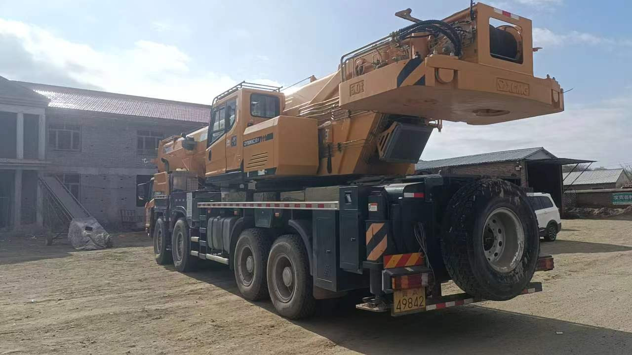 XCMG Official Price Of Mobile Crane QY80K6C Second Hand Boom Truck Crane Price List - Grue mobile: photos 5 XCMG Official Price Of Mobile Crane QY80K6C Second Hand Boom Truck Crane Price List - Grue mobile: photos 5