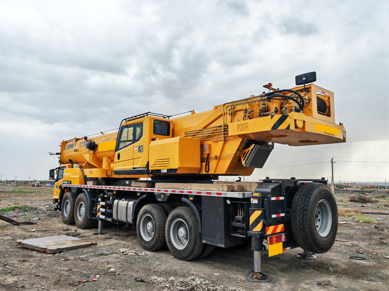 XCMG Official QY100K6C Second Hand Pickup Truck Crane 100t All Terrain Crane - Grue mobile: photos 4 XCMG Official QY100K6C Second Hand Pickup Truck Crane 100t All Terrain Crane - Grue mobile: photos 4