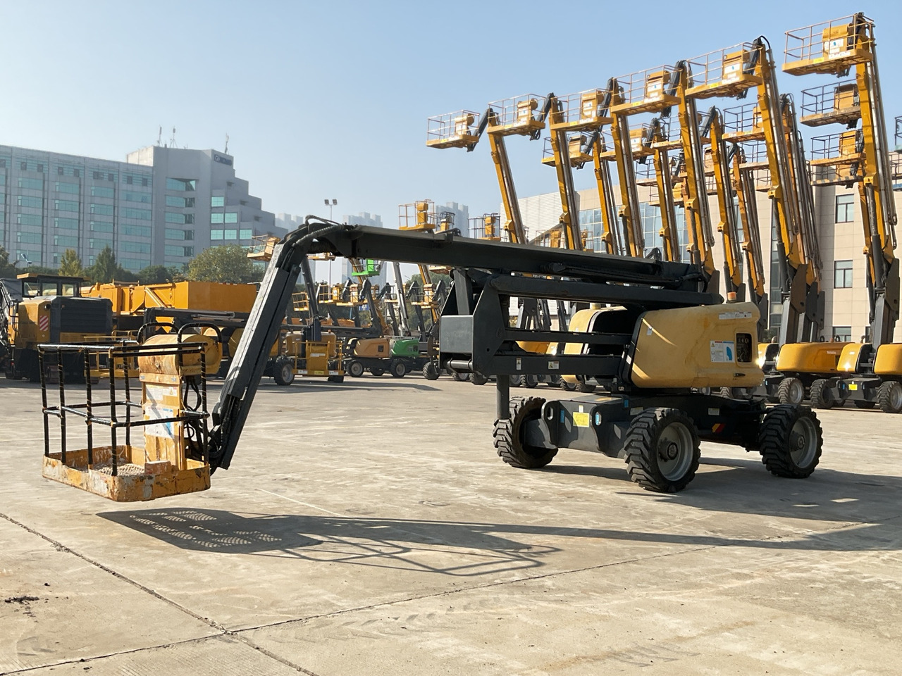 XCMG Official Second Hand Mobile Cherry Picker GTBZ18A1 18m Man Lift Boom Lift Price - Nacelle articulée: photos 4 XCMG Official Second Hand Mobile Cherry Picker GTBZ18A1 18m Man Lift Boom Lift Price - Nacelle articulée: photos 4