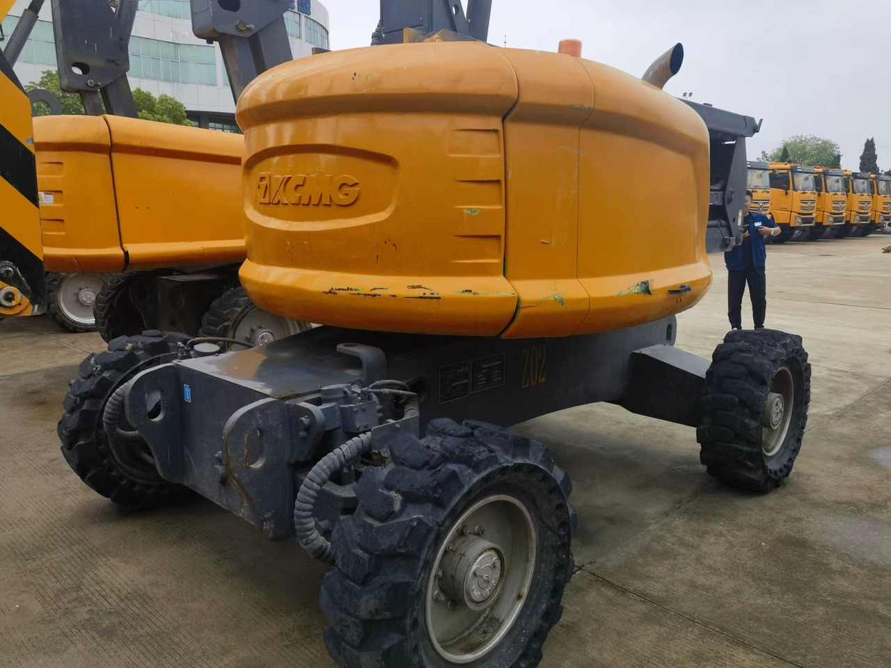 XCMG Official Used Aerial Work Platform Lift GTBZ18A1 18m Cherry Picker Boom Lift Hot Sale - Nacelle articulée: photos 4 XCMG Official Used Aerial Work Platform Lift GTBZ18A1 18m Cherry Picker Boom Lift Hot Sale - Nacelle articulée: photos 4