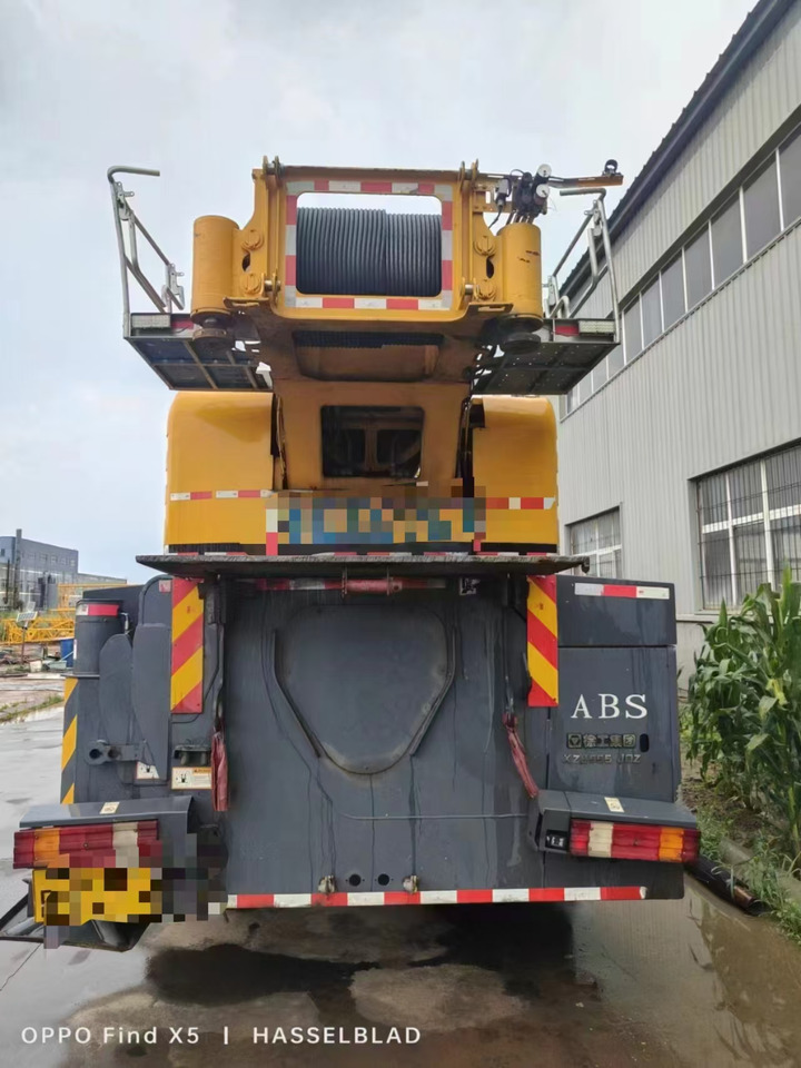 XCMG Official XCA180 180 Ton Second Hand All Terrain Crane Best Price - Grue tout-terrain: photos 4 XCMG Official XCA180 180 Ton Second Hand All Terrain Crane Best Price - Grue tout-terrain: photos 4
