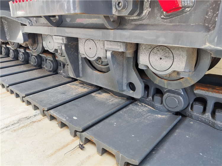 XCMG Official Xr280e Hydraulic Rotary Table Drill Rig Used Drilling Rig Machine for Sale - Foreuse: photos 5 XCMG Official Xr280e Hydraulic Rotary Table Drill Rig Used Drilling Rig Machine for Sale - Foreuse: photos 5