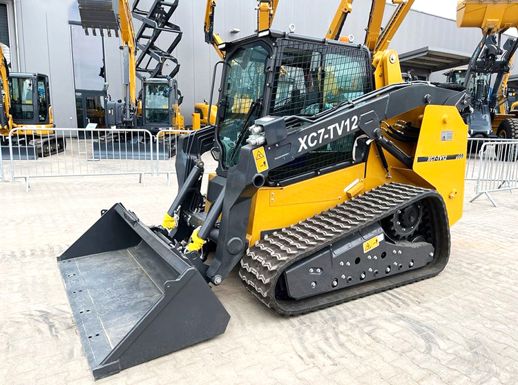 XCMG XC7-TV12 crawler track skid steer loader for sale - Chargeuse compacte sur chenilles: photos 4 XCMG XC7-TV12 crawler track skid steer loader for sale - Chargeuse compacte sur chenilles: photos 4