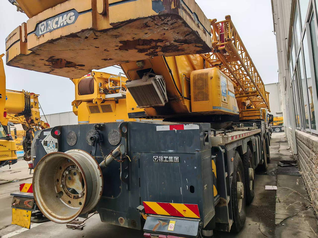 XCMG XCT80L6 80ton Mobile used hoist machine Lifting Truck Crane for Sale - Grue mobile: photos 2 XCMG XCT80L6 80ton Mobile used hoist machine Lifting Truck Crane for Sale - Grue mobile: photos 2