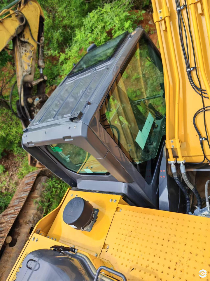 XCMG XE245G 24ton medium diesel excavator with good condition for sale - Pelle sur chenille: photos 2 XCMG XE245G 24ton medium diesel excavator with good condition for sale - Pelle sur chenille: photos 2