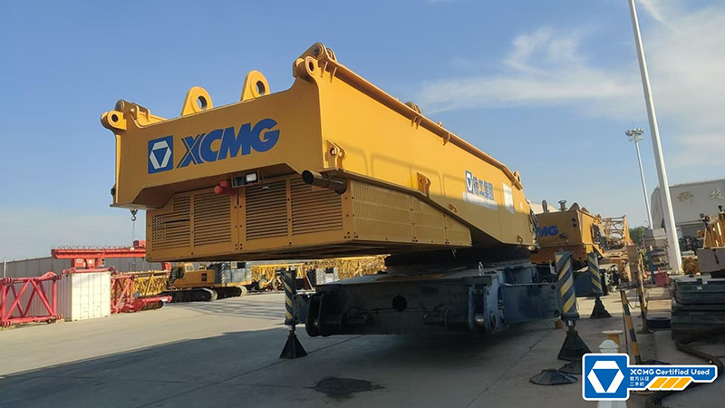 XCMG XGC650 650 ton second hand crawler crane for sale - Grue sur chenilles: photos 3 XCMG XGC650 650 ton second hand crawler crane for sale - Grue sur chenilles: photos 3