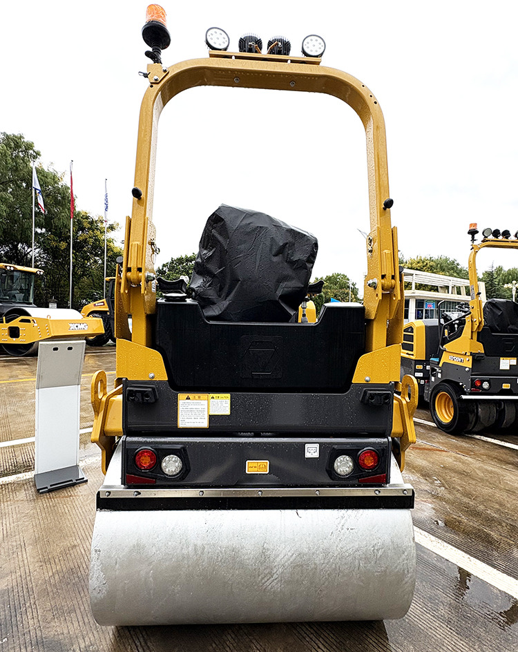XCMG official XD140 4 ton mini light road roller price - Mini compacteur: photos 5 XCMG official XD140 4 ton mini light road roller price - Mini compacteur: photos 5