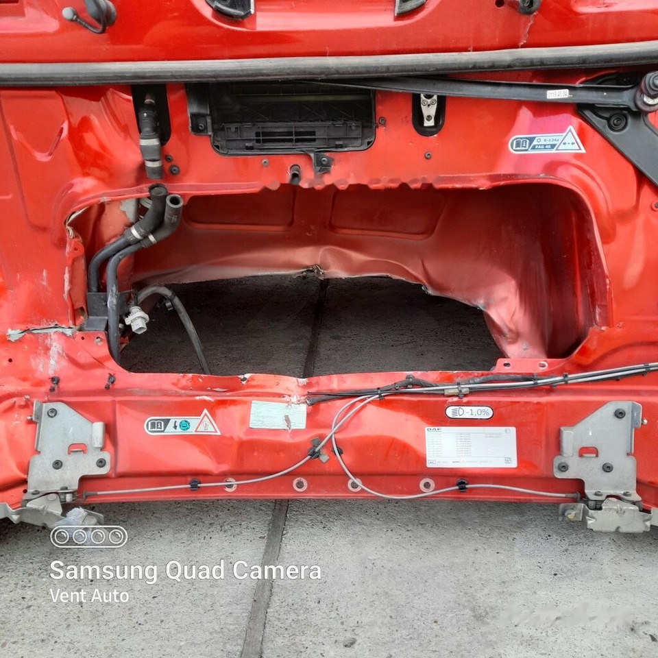 DAF XF 106 SUPER SPACE CAB LIFT FAHRERHAUS CABINE truck - Cabine pour Camion: photos 3 DAF XF 106 SUPER SPACE CAB LIFT FAHRERHAUS CABINE truck - Cabine pour Camion: photos 3