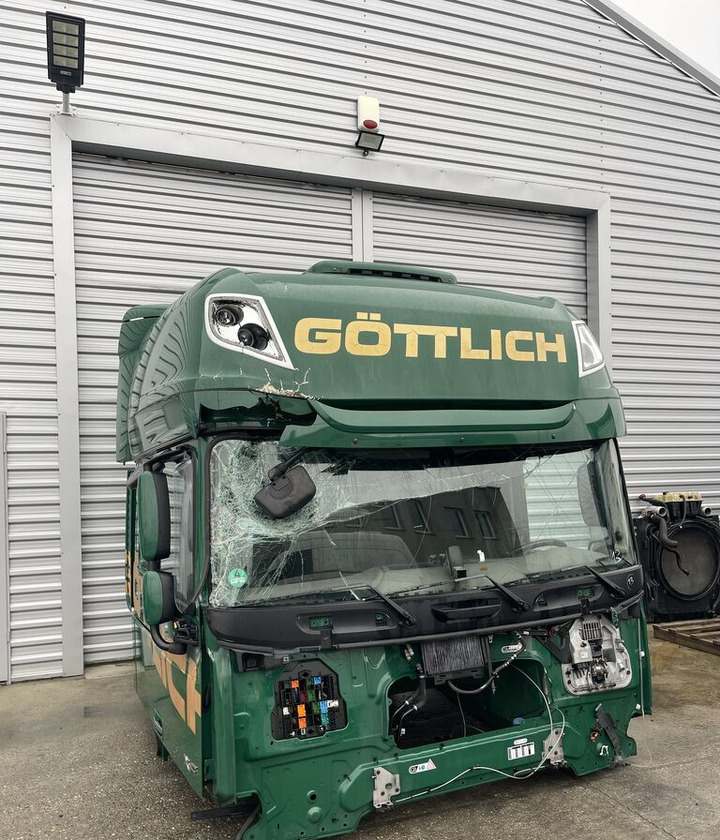 DAF XF 106 SUPER SPACE CAB - Cabine pour Camion: photos 3 DAF XF 106 SUPER SPACE CAB - Cabine pour Camion: photos 3