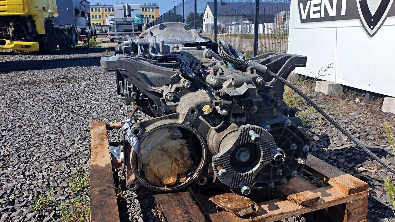 Daimler-Benz Actros MP4 G211-12 0012603600 Mercedes-Benz ACTROS MP4 G211-12 truck - Boîte de vitesse pour Camion: photos 4 Daimler-Benz Actros MP4 G211-12 0012603600 Mercedes-Benz ACTROS MP4 G211-12 truck - Boîte de vitesse pour Camion: photos 4