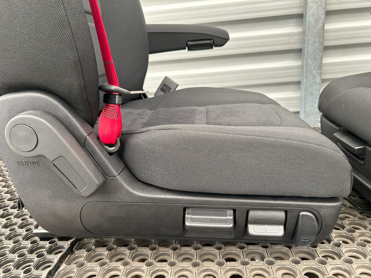 Siège neuf IVECO NEW SEAT IVECO S-WAY: photos 7