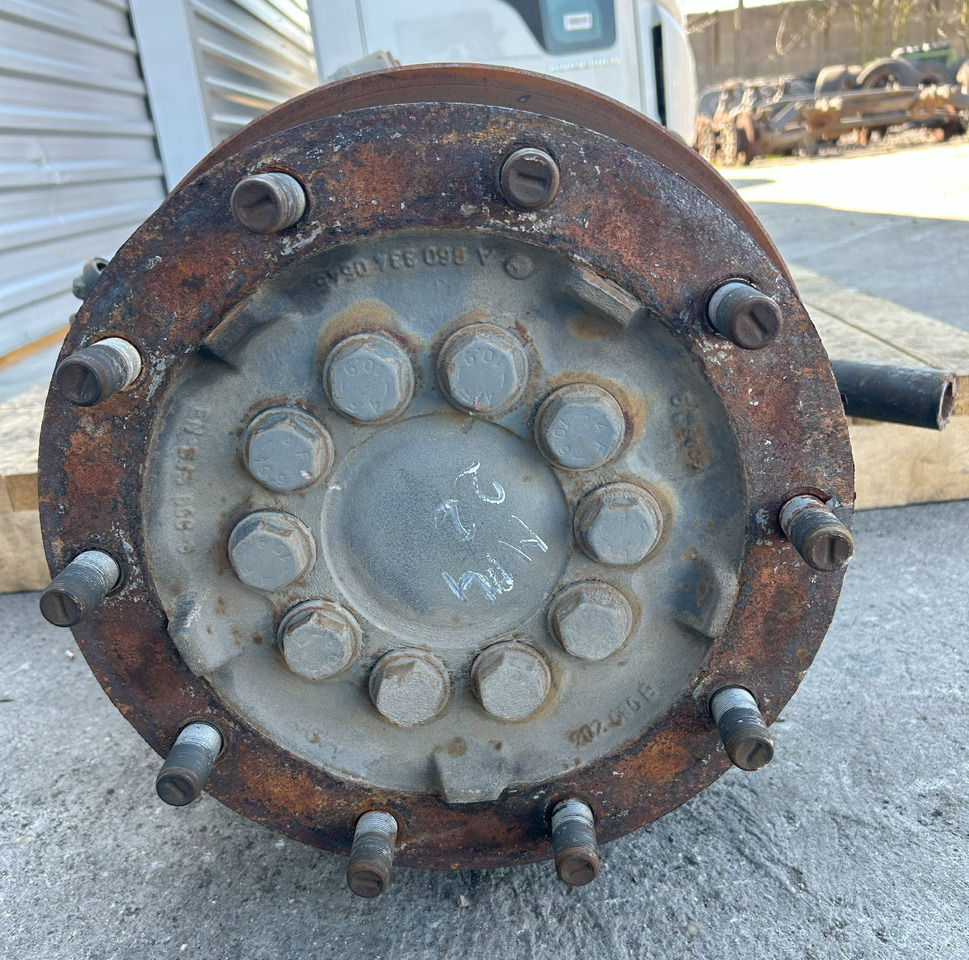 MERCEDES ACTROS MP4 AXLE + HUBS FRONT - Essieu avant pour Camion: photos 4 MERCEDES ACTROS MP4 AXLE + HUBS FRONT - Essieu avant pour Camion: photos 4