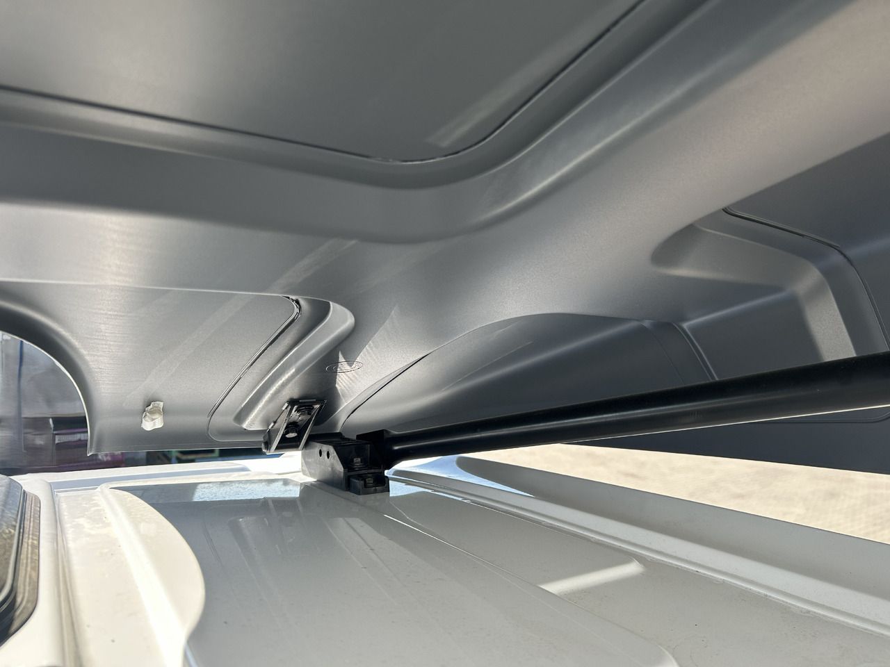 MERCEDES ACTROS MP4 MP5 ROOF SPOILER M CLASSICSPACE - Aérodynamique/ Spoilers: photos 3 MERCEDES ACTROS MP4 MP5 ROOF SPOILER M CLASSICSPACE - Aérodynamique/ Spoilers: photos 3