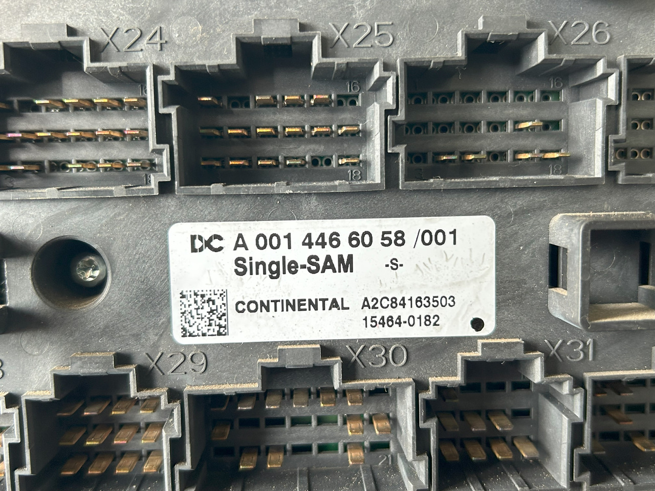 MERCEDES AROCS MP4 A FUSE MODULE SAM - Fusible: photos 2 MERCEDES AROCS MP4 A FUSE MODULE SAM - Fusible: photos 2