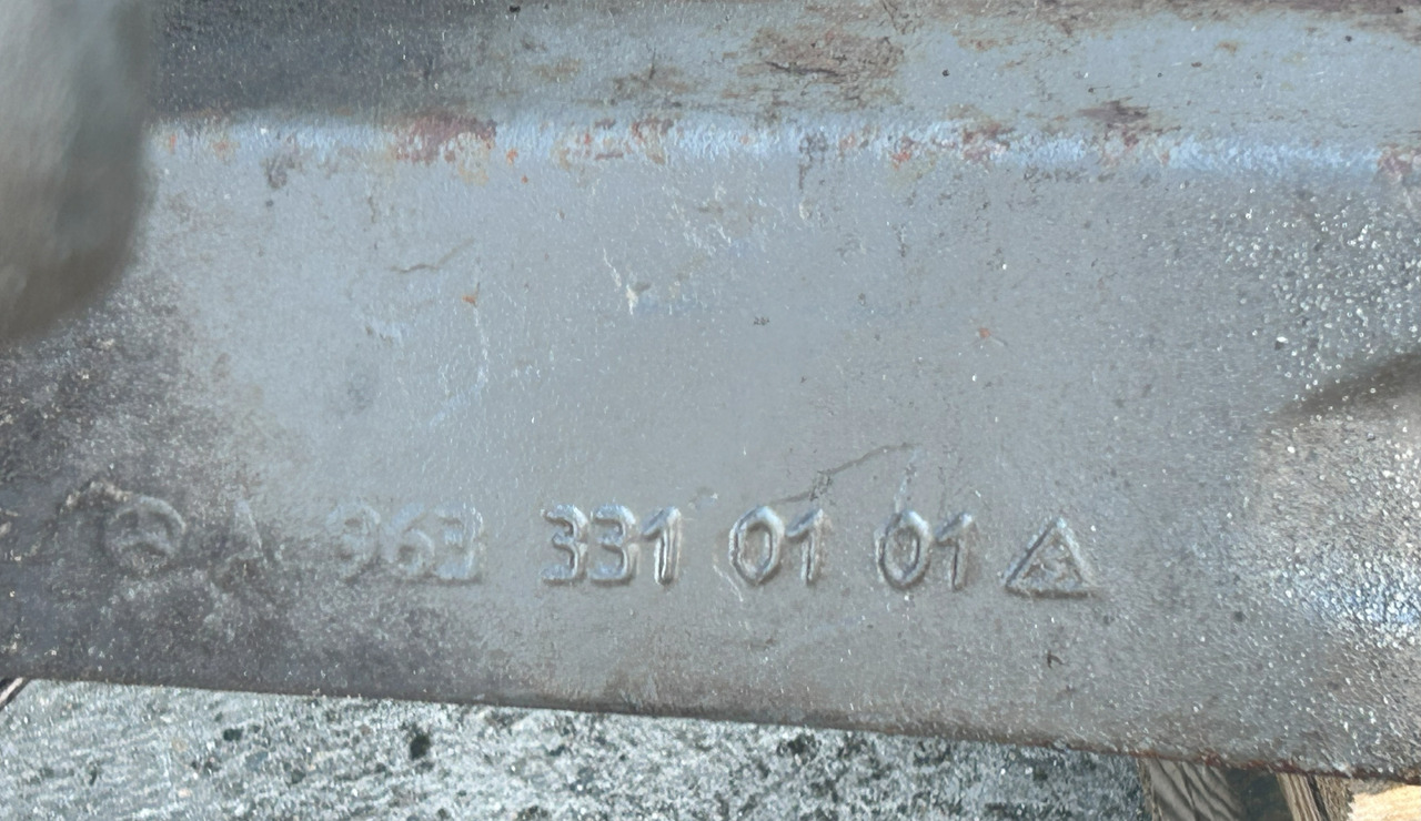 MERCEDES AROCS MP4 AXLE + HUBS HAD HYDRAULIC DRIVE FRONT - Suspension: photos 3 MERCEDES AROCS MP4 AXLE + HUBS HAD HYDRAULIC DRIVE FRONT - Suspension: photos 3