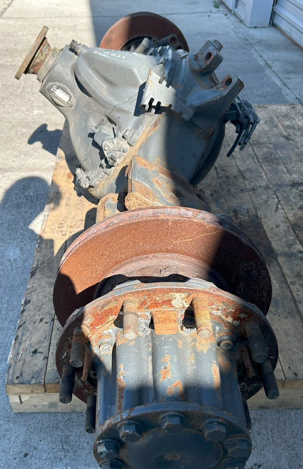 Essieu arrière MERCEDES AXLE + HUBS R440-13,0 2,733 ACTROS MP4: photos 9 Essieu arrière MERCEDES AXLE + HUBS R440-13,0 2,733 ACTROS MP4: photos 9