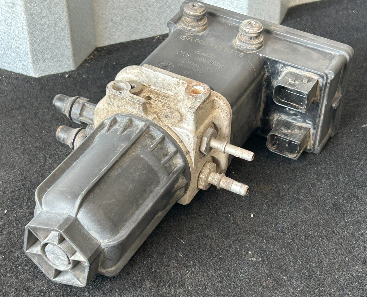 MERCEDES-BENZ ACTROS MP4 ADBLUE PUMP - Système d'échappement pour Camion: photos 5 MERCEDES-BENZ ACTROS MP4 ADBLUE PUMP - Système d'échappement pour Camion: photos 5