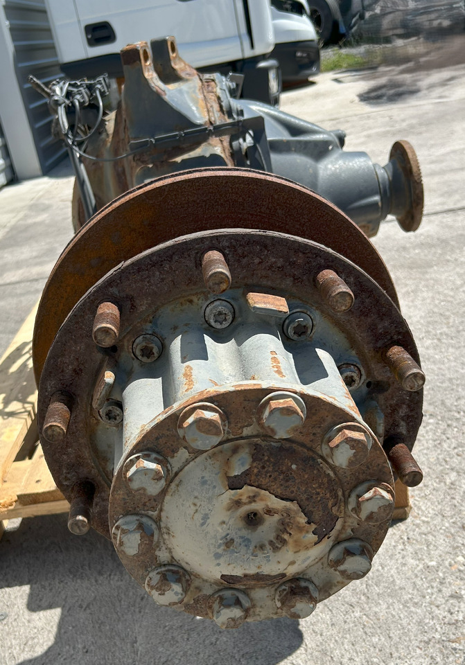 MERCEDES-BENZ REAR AXLE + HUBS ACTROS MP4 R440-13 2,846 - Essieu arrière pour Camion: photos 2 MERCEDES-BENZ REAR AXLE + HUBS ACTROS MP4 R440-13 2,846 - Essieu arrière pour Camion: photos 2