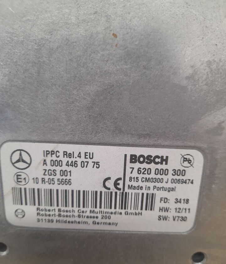 Mercedes-Benz A0004460775 / 7620000300 ACTROS MP4 truck - Bloc de gestion pour Camion: photos 3 Mercedes-Benz A0004460775 / 7620000300 ACTROS MP4 truck - Bloc de gestion pour Camion: photos 3