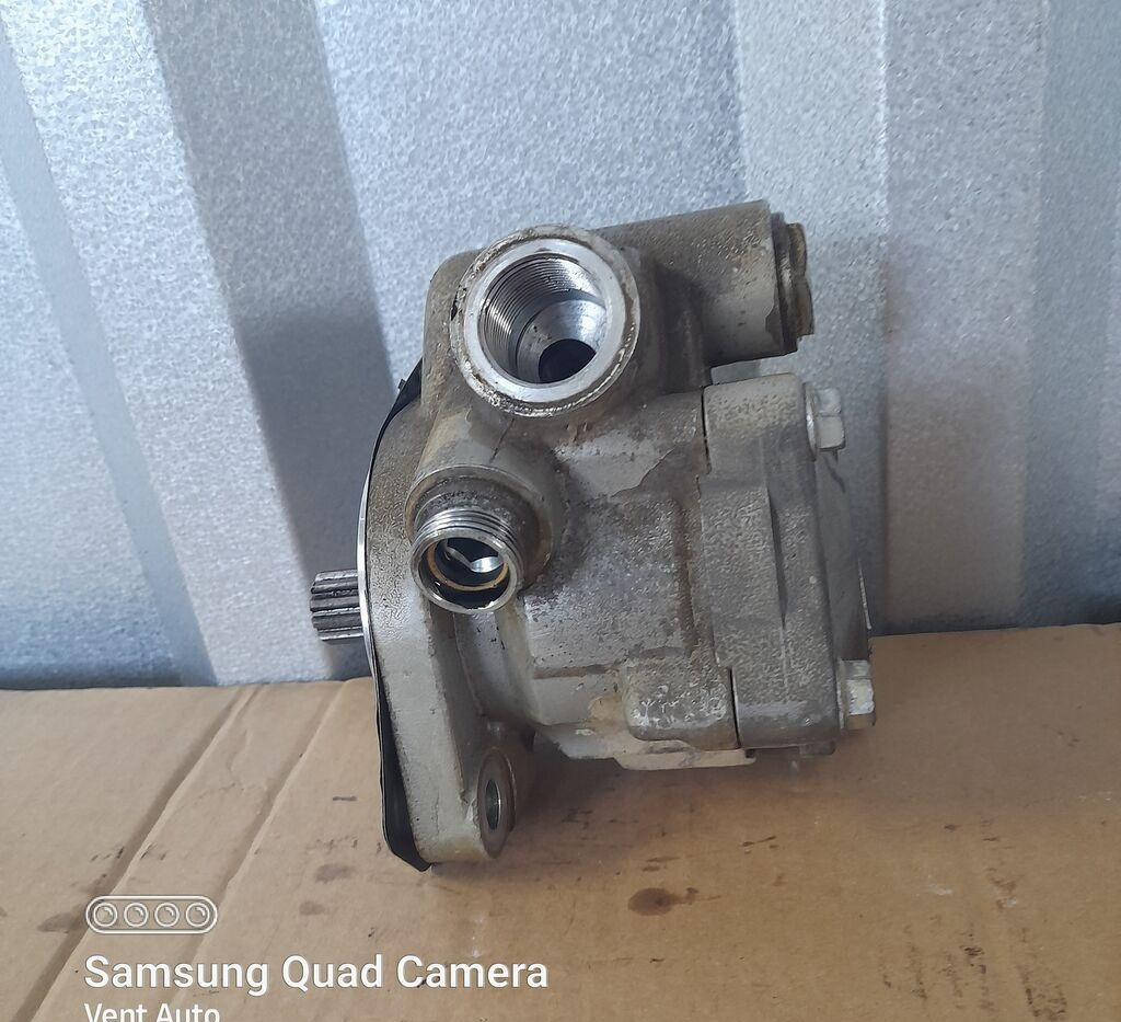 Mercedes-Benz A0034606180 Mercedes-Benz ACTROS AROCS MP4 A0034606180 truck - Pompe de support pour Camion: photos 3 Mercedes-Benz A0034606180 Mercedes-Benz ACTROS AROCS MP4 A0034606180 truck - Pompe de support pour Camion: photos 3