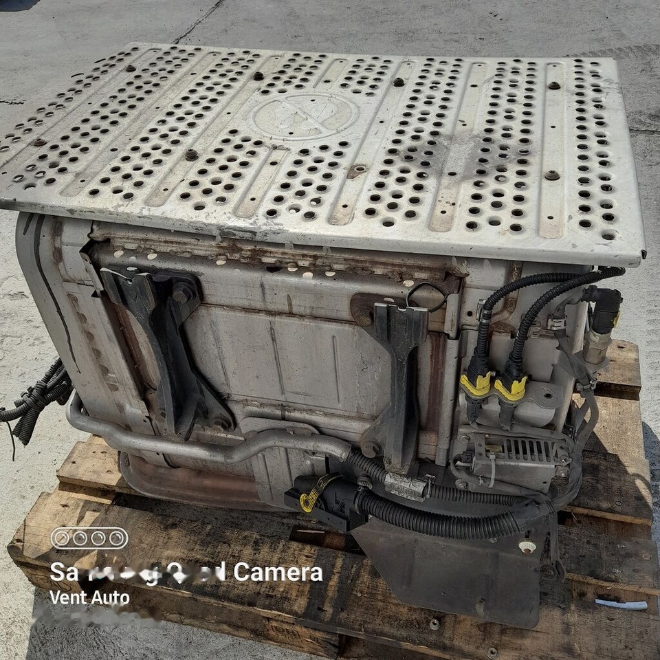 Mercedes-Benz ACTROS MP4 A0054903112 Mercedes-Benz A0054903112 - Catalyseur pour Camion: photos 4 Mercedes-Benz ACTROS MP4 A0054903112 Mercedes-Benz A0054903112 - Catalyseur pour Camion: photos 4
