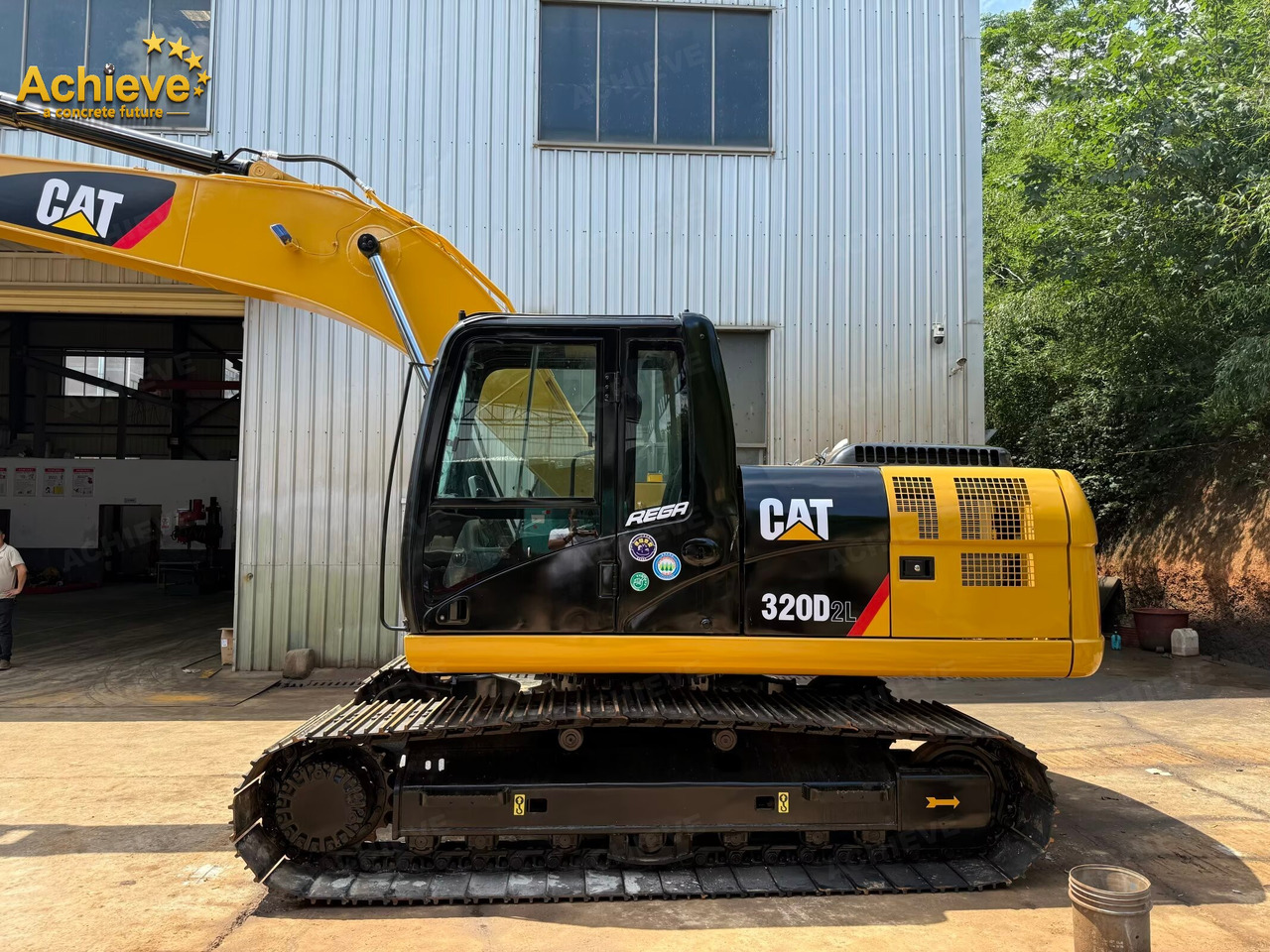 CATERPILLAR 【ACHIEVE】TOP CONDITION!!! CAT 320D2L tracked excavator - Pelle sur chenille: photos 4 CATERPILLAR 【ACHIEVE】TOP CONDITION!!! CAT 320D2L tracked excavator - Pelle sur chenille: photos 4