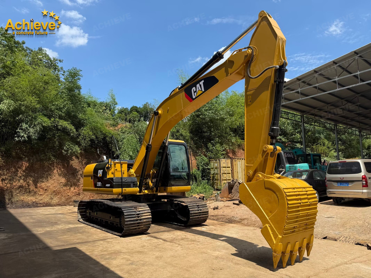 CATERPILLAR 【ACHIEVE】TOP CONDITION!!! CAT 320D2L tracked excavator - Pelle sur chenille: photos 1 CATERPILLAR 【ACHIEVE】TOP CONDITION!!! CAT 320D2L tracked excavator - Pelle sur chenille: photos 1